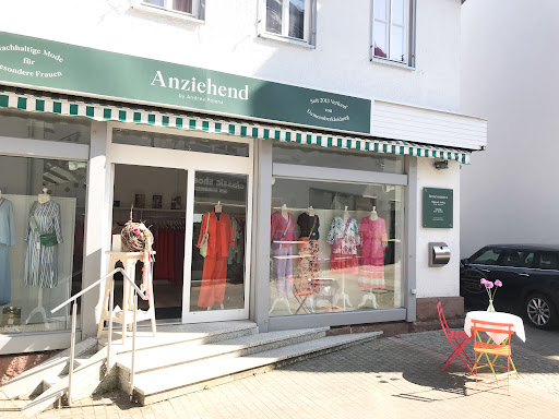 Anziehend by Andrea Polenz