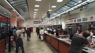 Photos of B&aacute;rdi Auto Ltd. Ganz