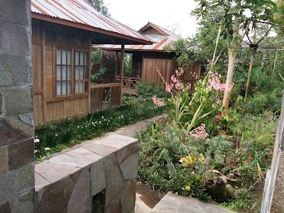 Photos of Modoinding Lodge
