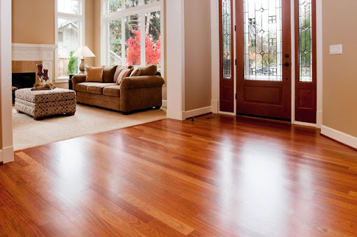 More and more homeowners are turning to hardwood floors for their homes. Some prefer the classic… post image