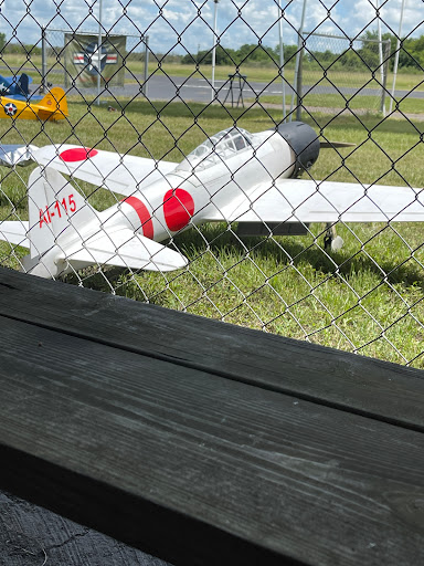 Bomber Field - Visual