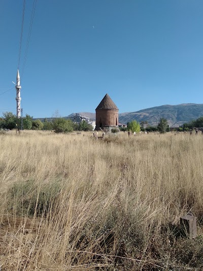 Kalender Baba Türbesi