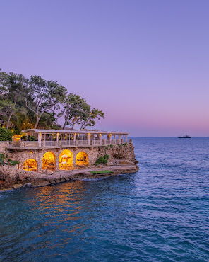 Monte-Carlo Beach Hotel by null