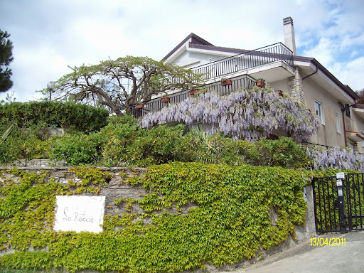 B&B La Roccia - Thumbnail
