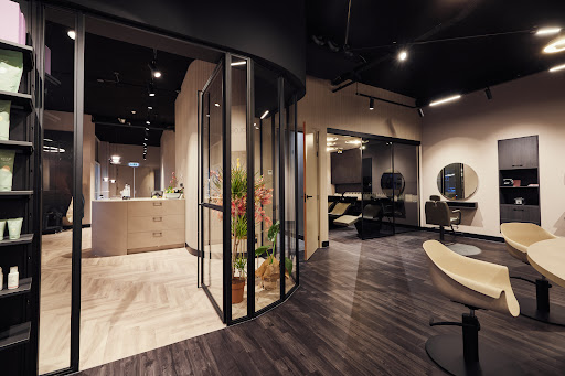 de Beautyfabriek | Kapsalon & Extensions | Krullenkapper | Schoonheidssalon & Nagelsalon | Doetinchem - Thumbnail