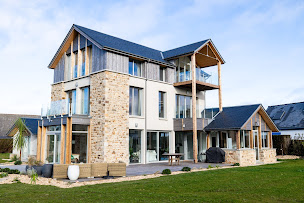 Photo n°7 de Avenue Déco à Dinard (Peintre en bâtiment)