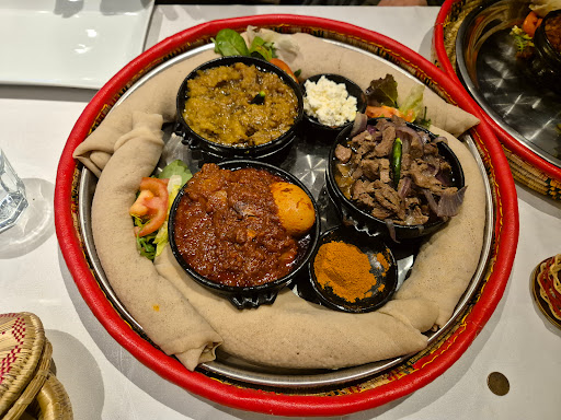 Lucy Etiopiska Restaurang - Thumbnail