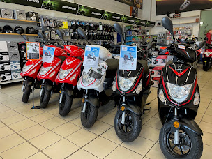 Photo n°12 de E.Leclerc Auto à Amilly (Magasin de pneus)