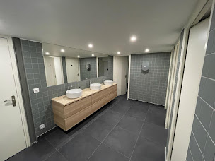 Photo n°5 de J.M.S - Contractant Général - Rénovation et Aménagement à Rosny-sous-Bois (Travaux généraux)