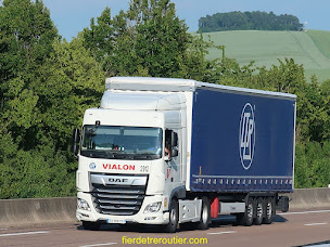 Photo n°2 de LTR VIALON - Transport à Vallons-de-l'Erdre (Société de transport routier)