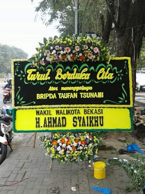 TOKO BUNGA RAGUNAN FLORIST, Author: Rehana Safara