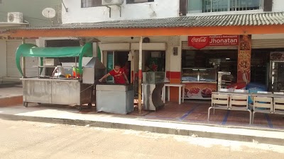 Photos of PANADERIA Y REFRESQUERIA JHONATHAN DE LA 38