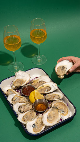 Farm To People by null