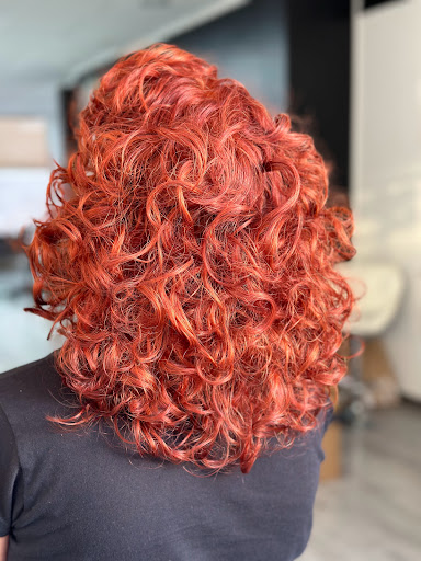 Isa Rubio Hair Salón - Thumbnail