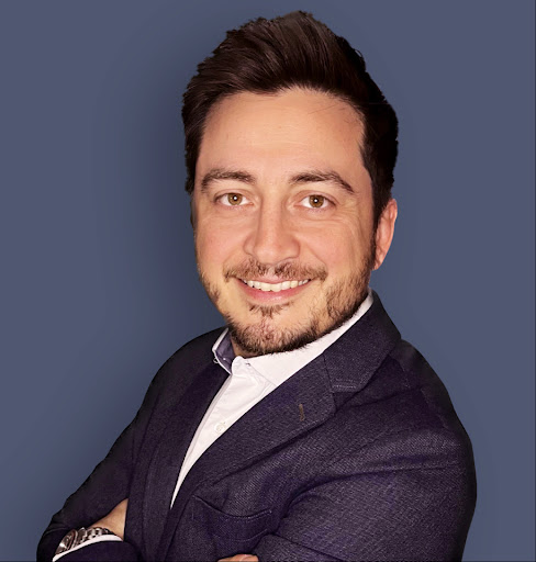 Dr. Luis Lemus, Otorrino