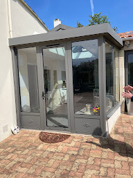 Photo n°4 de SOLABAIE Bassin Arcachon - 120X125 - Porte Fenêtre Véranda Pergola à Marcheprime (Magasin de fenêtres en PVC)