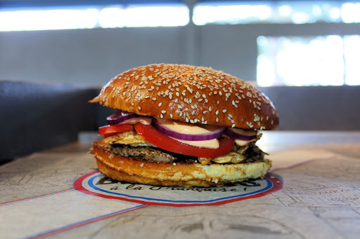 Photo 7 - O'max burger. Food truck.