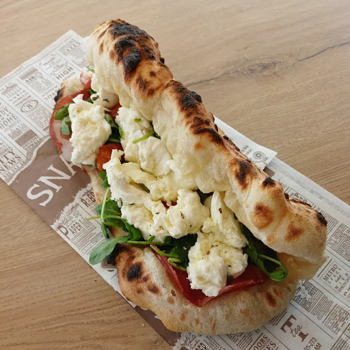 El Chiquito pizzeria taqueria Foodtruck