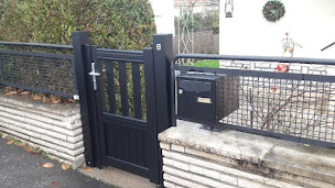 Photo n°2 de Dijon Fermetures SARL à Dijon (Magasin de fenêtres en PVC)