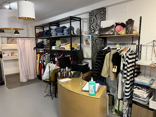 Ellas Beauty Gallery - Spain