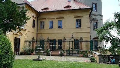 Photos of Castle Red Castle