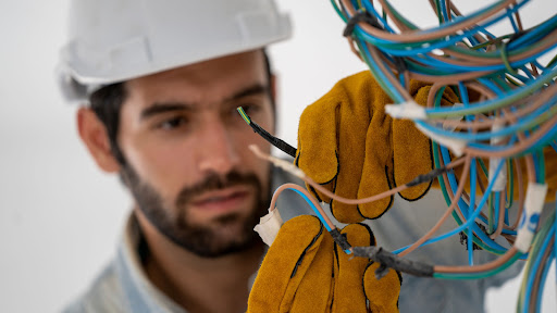 Islas Electric and Handyman