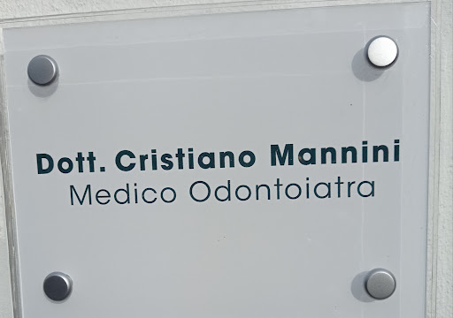 Studio dentistico Cristiano Mannini - Thumbnail
