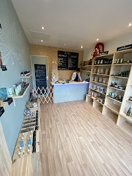 Photo n°1 de Ouest Coast CBD à Saint-Sauveur-d'Aunis (Épicerie fine)