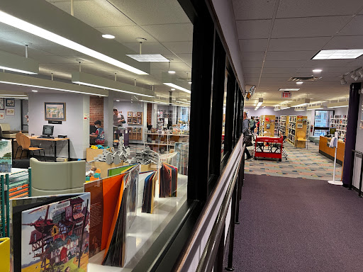 Williamsburg Regional Library - Williamsburg Library - Thumbnail
