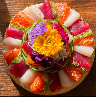 Sushi Friend by null