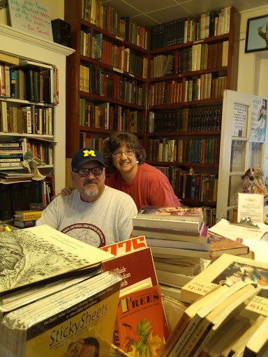 Readers' Cove Used Books & Gallery - Thumbnail