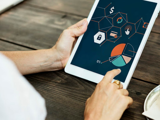 QSR intelligence provides real-time data for restaurant businesses to make informed decisions. Bo…