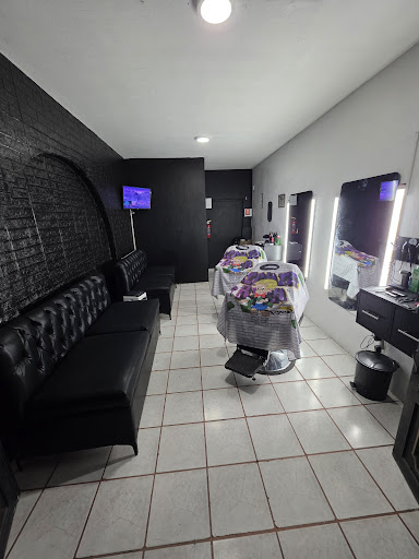Cachorro's Barber