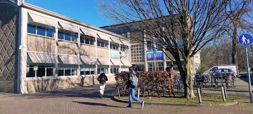 EDLAB - Maastricht University Centre for Teaching & Learning photo