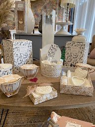 Photo n°24 de Jus De Coco à Sombernon (Décorateur d'intérieur)