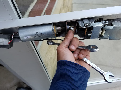 Strong's Mobile Locksmith - Thumbnail