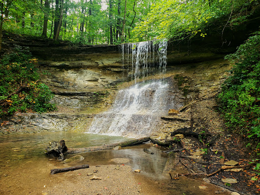 Kissing Falls