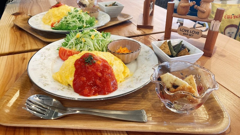 米粉と大豆粉専門ベーカリー/カイロプラクティック施術院 ぽけっと