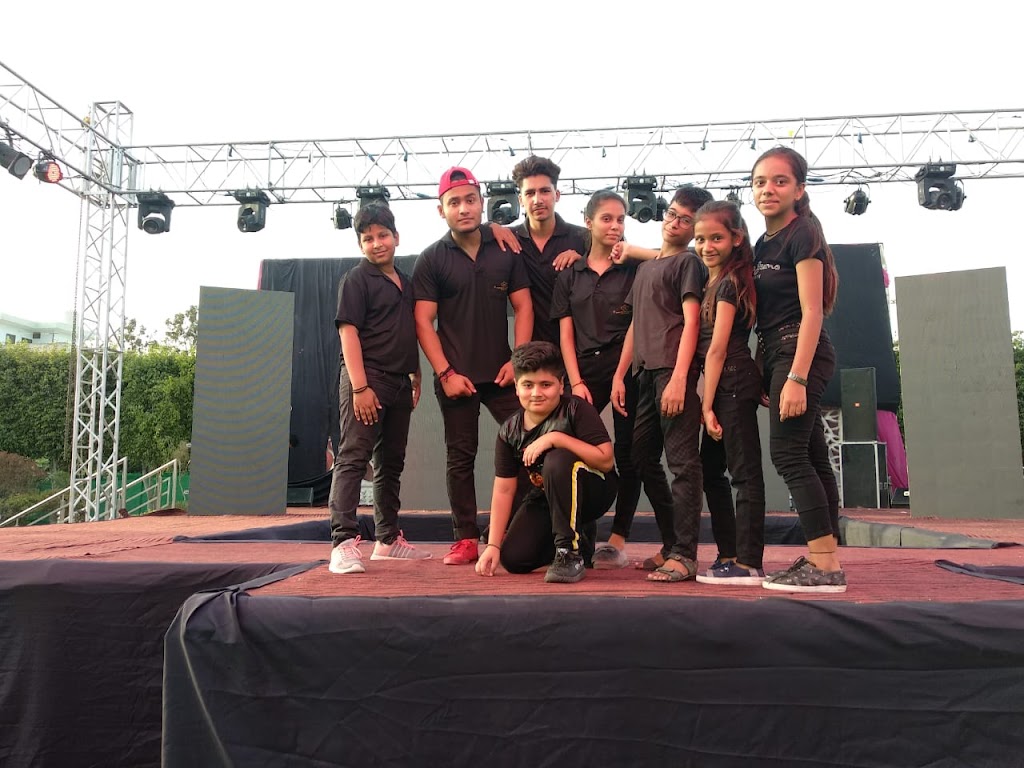 Harry Dance Fitness Studio