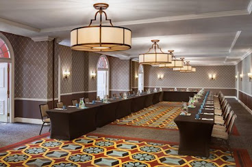 The Alexandrian Old Town Alexandria, Autograph Collection by null