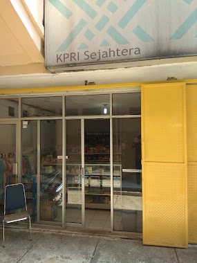 UKM Mart KPRI Sejahtera, Author: Zaenal Bastari