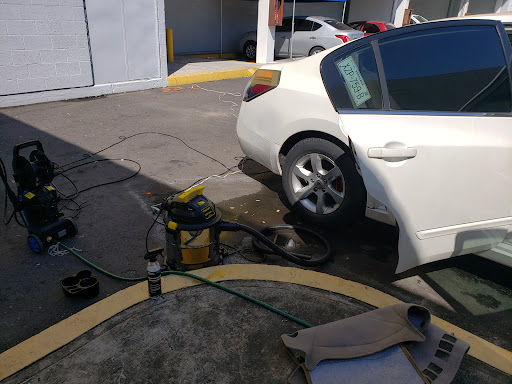 MAGIC - WASH ( carwash a domicilio ) - Thumbnail
