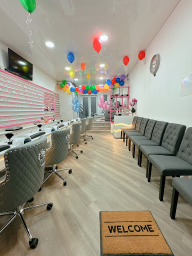 Rubie nails Pwllheli