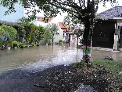 Photos of Toko Hamzah Jaya