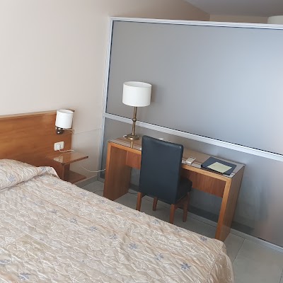 Photos of Le Batiment