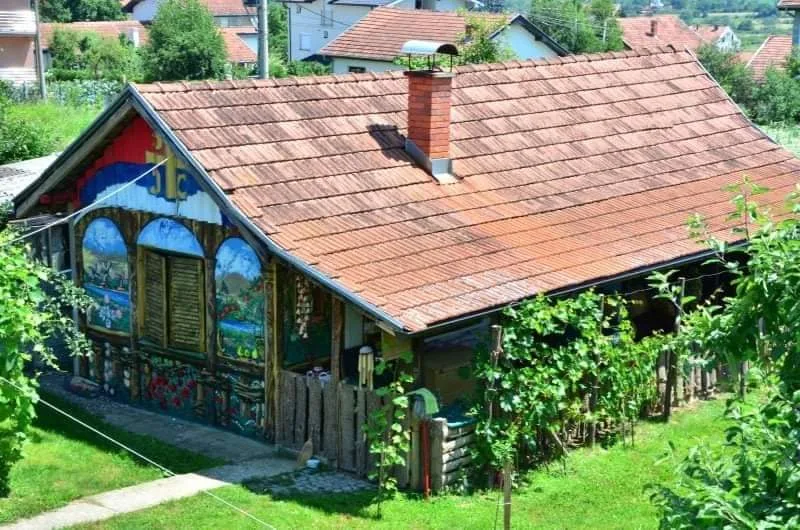 Mali raj sa kulom na sedamnest vetrova