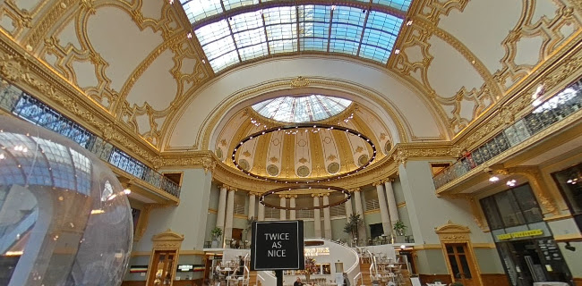http://www.stadsfeestzaal.com/
