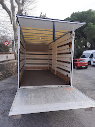 Photo n°7 de CCL Location Utilitaires et Camping Cars à Saint-Laurent-du-Var (Agence de location de fourgonnettes)