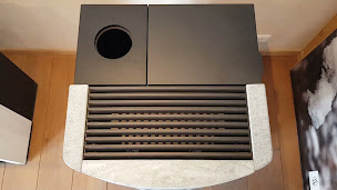 Photo n°2 de Ambiance Feu Aups - Rika à Aups (Entreprise d'énergie solaire)