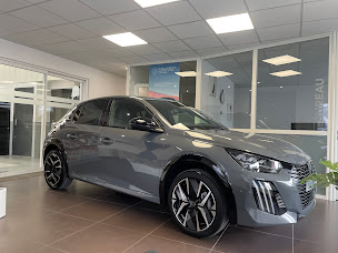 Photo n°3 de Garage Vasseur Grégory — Peugeot à Moreuil (Atelier de réparation automobile)